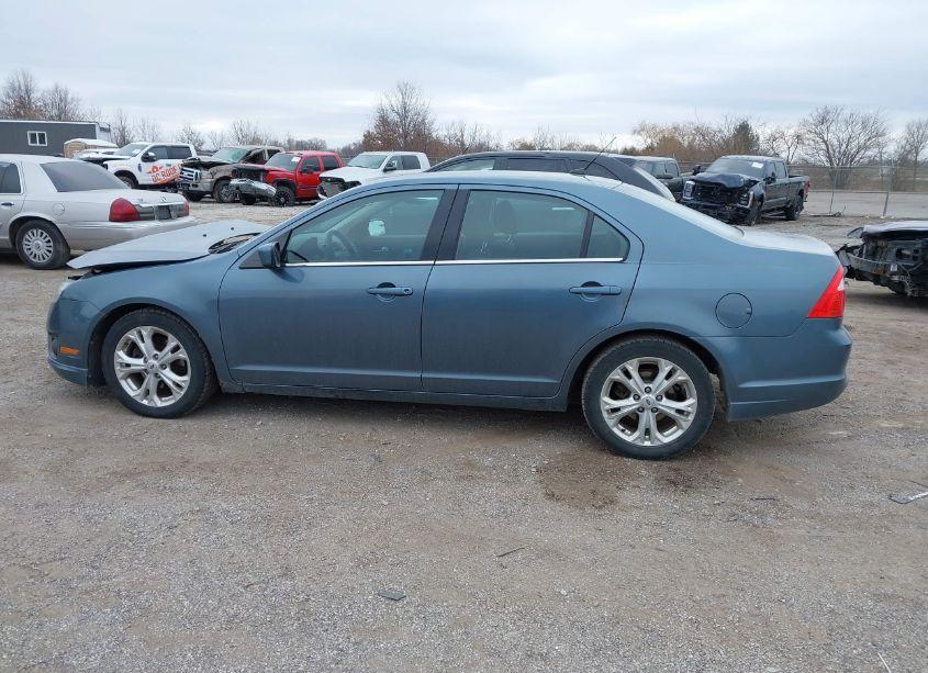 Photo 15 of 2012 Ford Fusion SE (VIN 3FAHP0HA2CR128617)