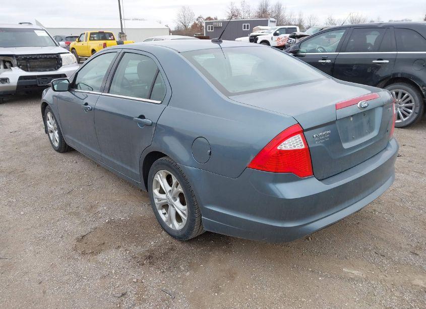 Photo 3 of 2012 Ford Fusion SE (VIN 3FAHP0HA2CR128617)