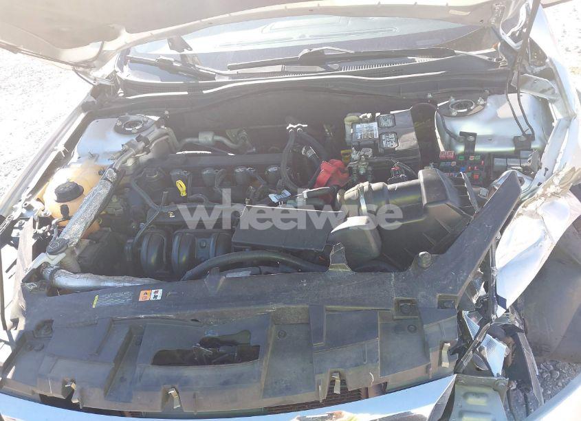 Photo 10 of 2012 Ford Fusion SE (VIN 3FAHP0HA2CR165165)