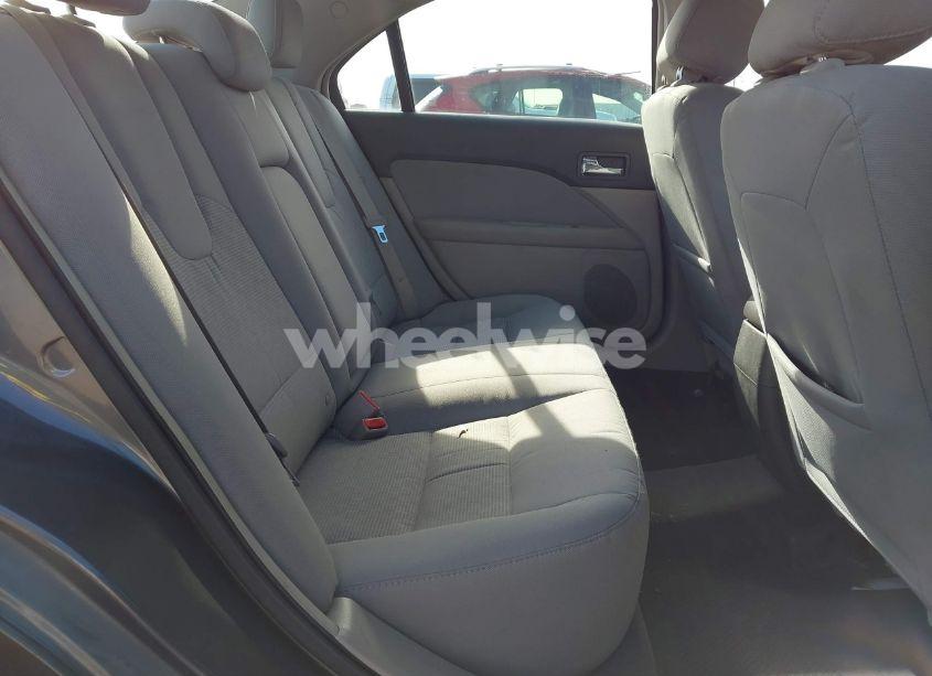 Photo 8 of 2012 Ford Fusion SE (VIN 3FAHP0HA2CR276721)