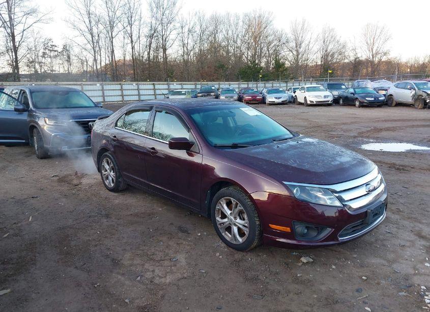 2012 Ford Fusion SE (VIN 3FAHP0HA2CR282373) main photo