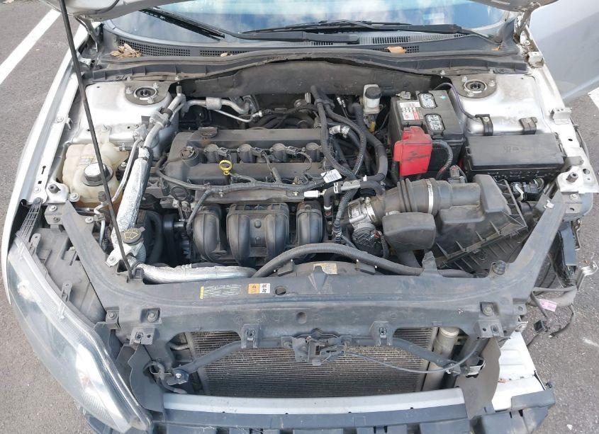 Photo 10 of 2012 Ford Fusion SE (VIN 3FAHP0HA2CR291526)