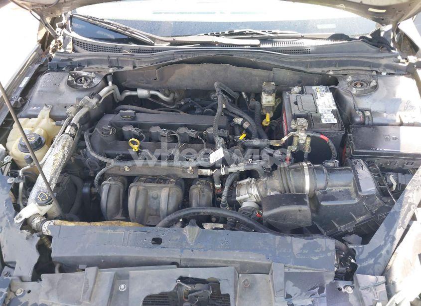 Photo 10 of 2012 Ford Fusion SE (VIN 3FAHP0HA2CR295740)