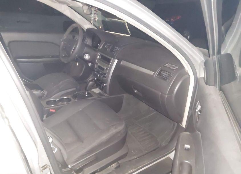 Photo 5 of 2012 Ford Fusion SE (VIN 3FAHP0HA2CR306624)