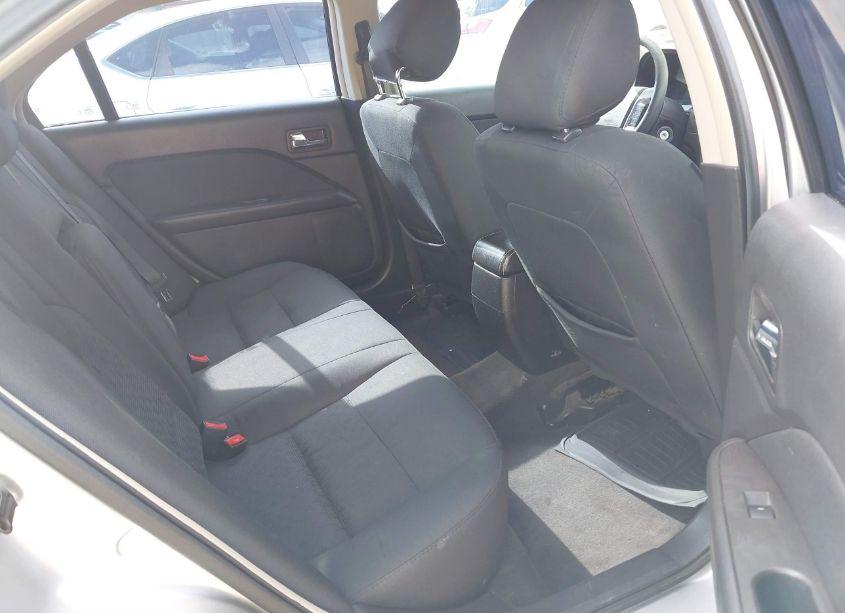 Photo 8 of 2012 Ford Fusion SE (VIN 3FAHP0HA2CR306624)