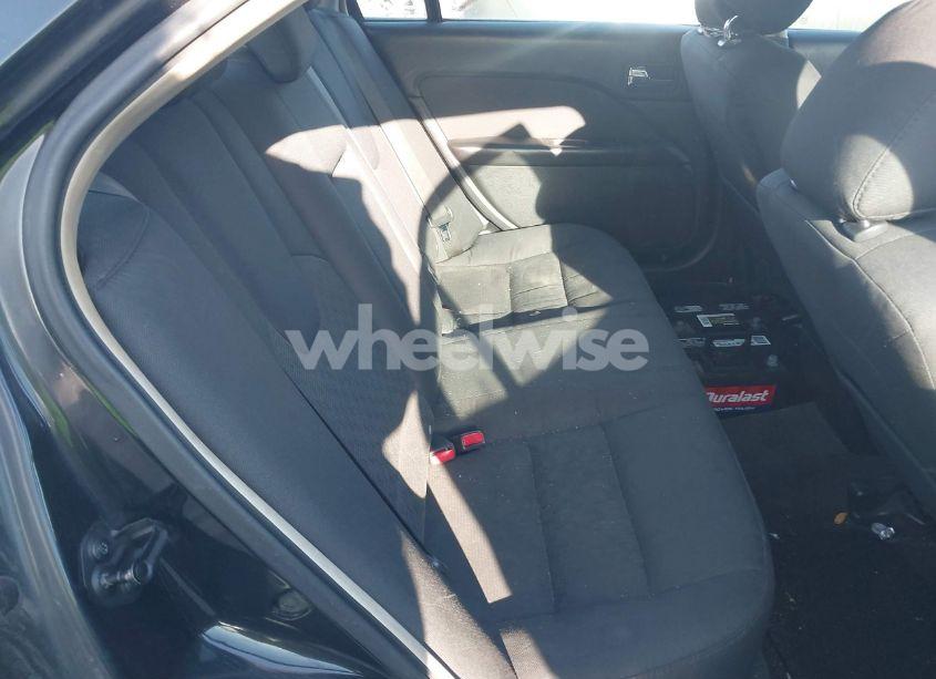 Photo 8 of 2012 Ford Fusion SE (VIN 3FAHP0HA2CR319387)