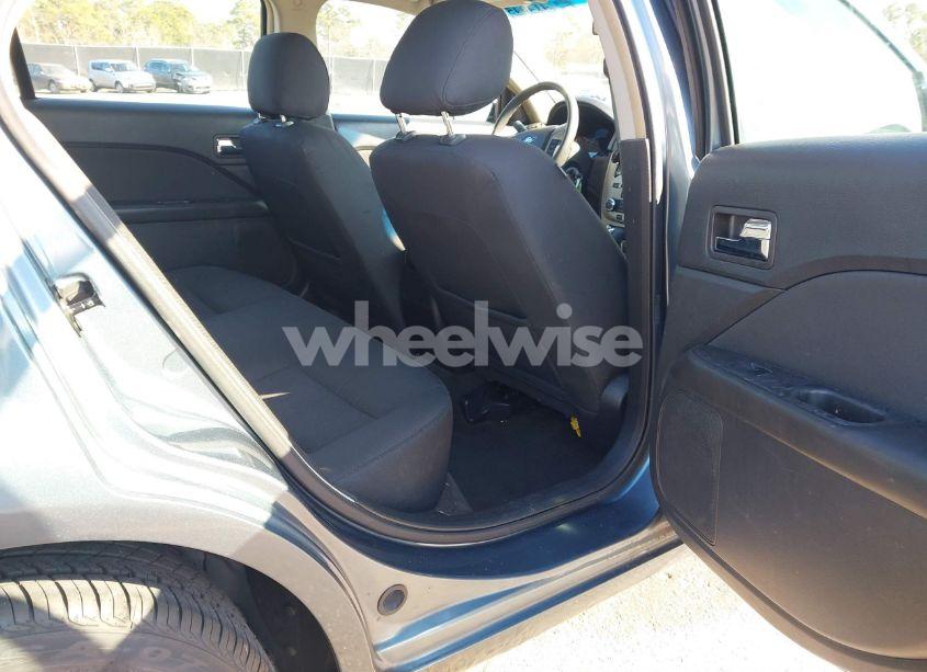 Photo 8 of 2012 Ford Fusion SE (VIN 3FAHP0HA2CR321432)