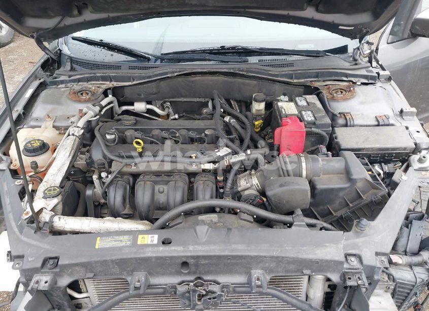 Photo 10 of 2012 Ford Fusion SE (VIN 3FAHP0HA2CR331457)