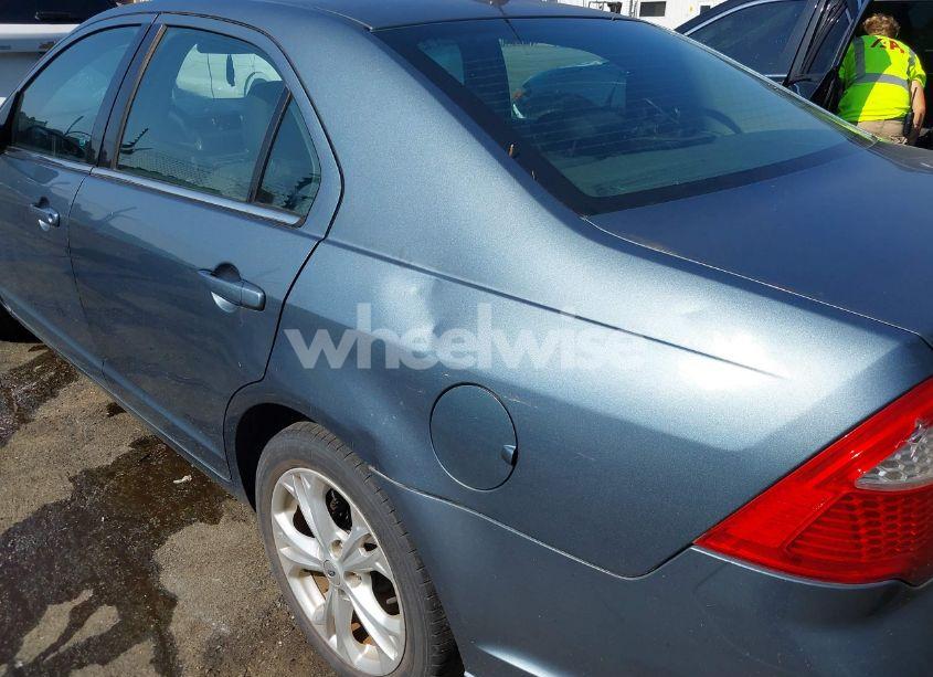 Photo 13 of 2012 Ford Fusion SE (VIN 3FAHP0HA2CR341244)