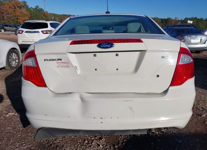 Photo 6 of 2012 Ford Fusion SE (VIN 3FAHP0HA2CR345679)