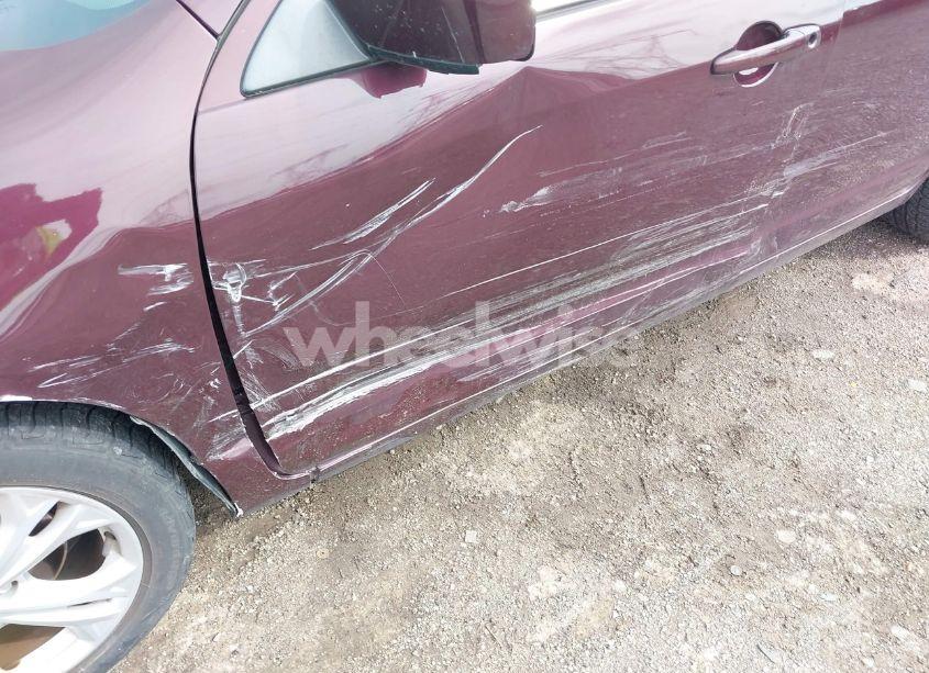 Photo 6 of 2012 Ford Fusion SE (VIN 3FAHP0HA2CR371330)