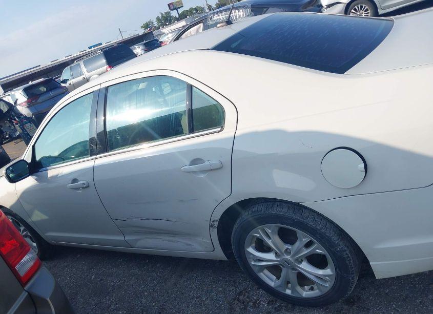 Photo 14 of 2012 Ford Fusion SE (VIN 3FAHP0HA2CR381713)