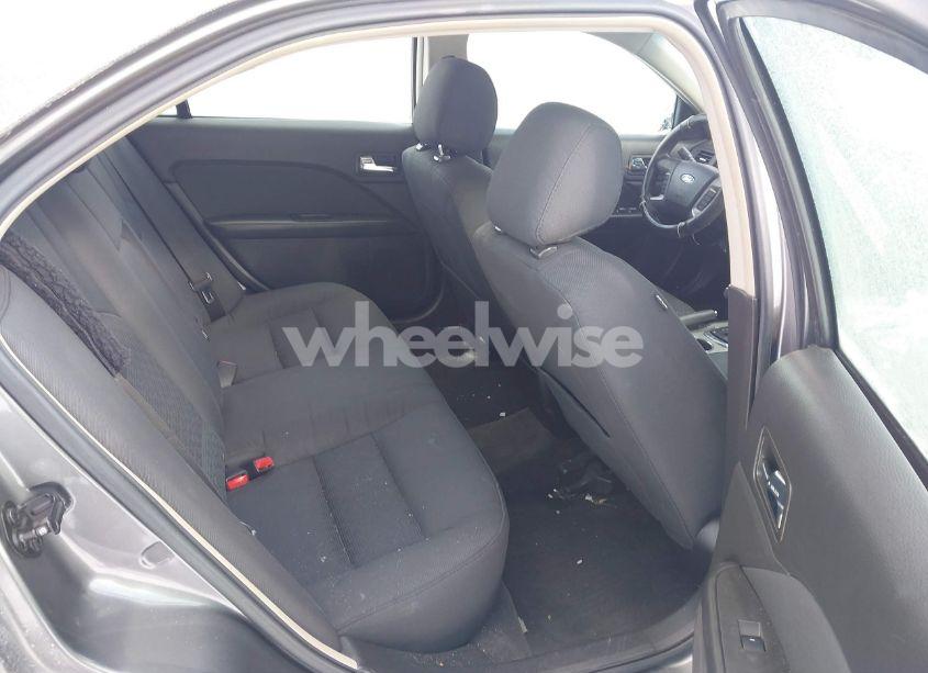 Photo 8 of 2012 Ford Fusion SE (VIN 3FAHP0HA2CR417707)