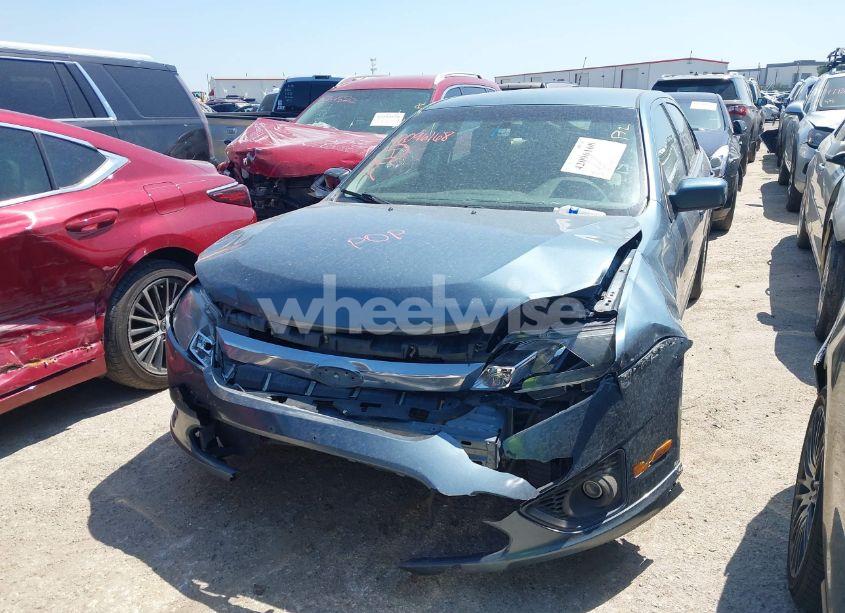 Photo 6 of 2012 Ford Fusion SE (VIN 3FAHP0HA2CR437066)