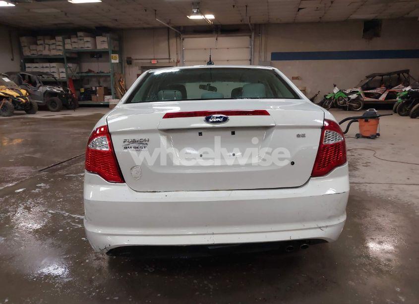 Photo 16 of 2012 Ford Fusion SE (VIN 3FAHP0HA2CR441652)