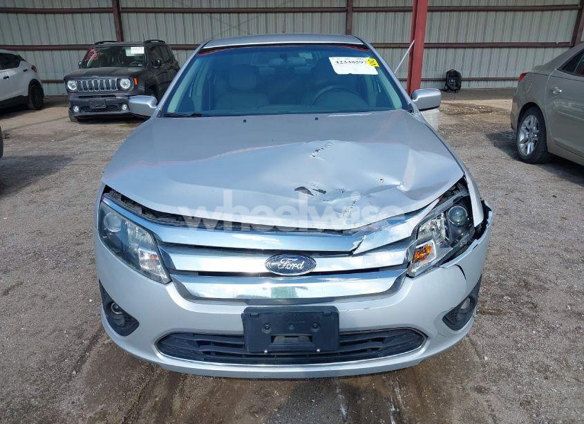 Photo 12 of 2010 Ford Fusion SE (VIN 3FAHP0HA3AR163647)