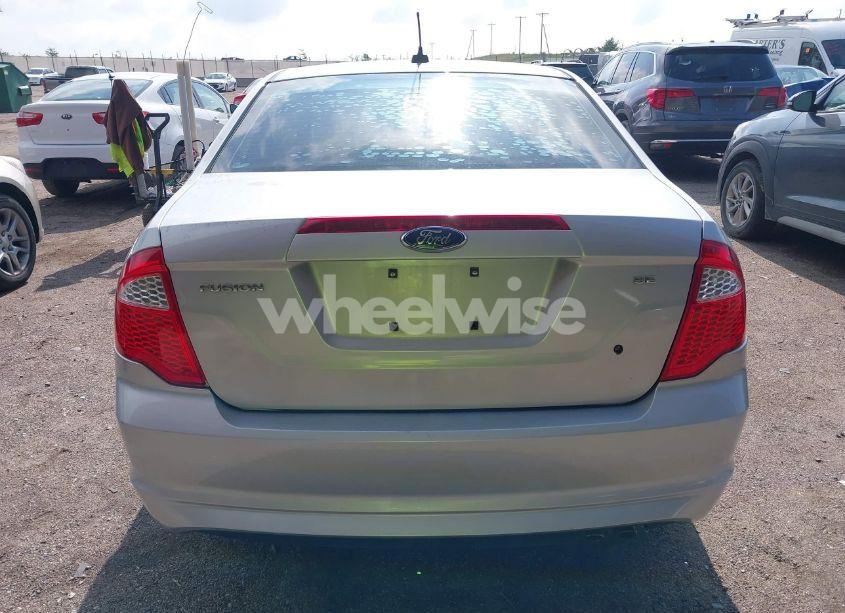 Photo 16 of 2010 Ford Fusion SE (VIN 3FAHP0HA3AR163647)