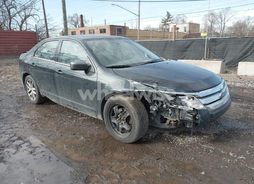 2010 Ford Fusion SE (VIN 3FAHP0HA3AR166161) main photo