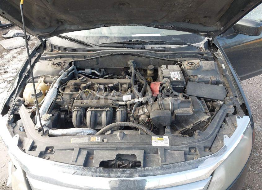 Photo 10 of 2010 Ford Fusion SE (VIN 3FAHP0HA3AR166161)