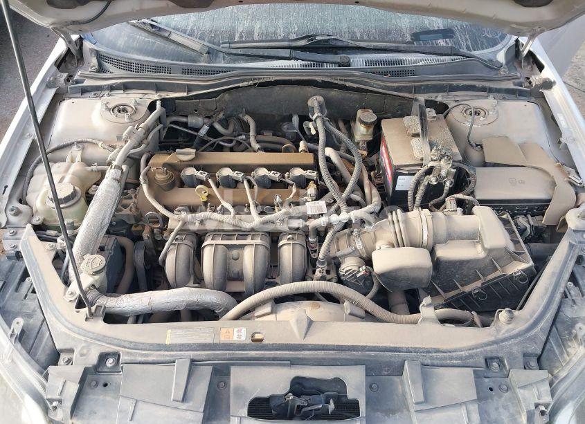 Photo 10 of 2010 Ford Fusion SE (VIN 3FAHP0HA3AR169366)