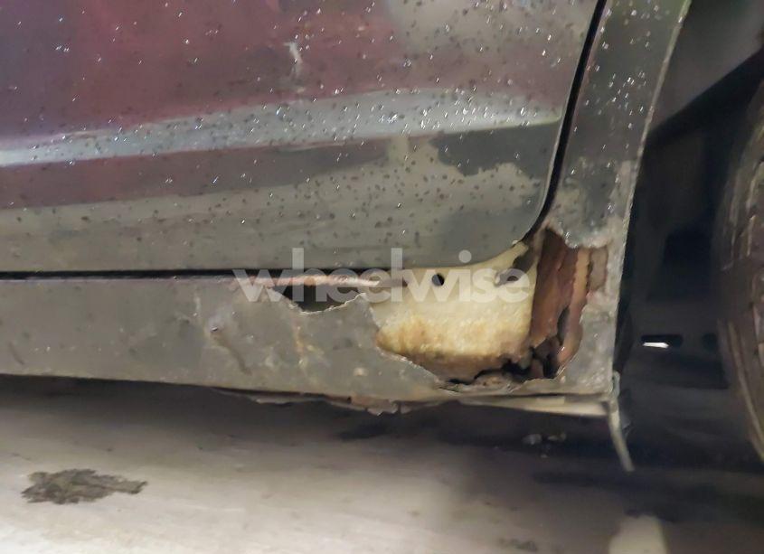 Photo 19 of 2010 Ford Fusion SE (VIN 3FAHP0HA3AR169898)