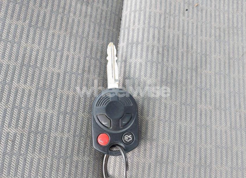 Photo 11 of 2010 Ford Fusion SE (VIN 3FAHP0HA3AR173014)