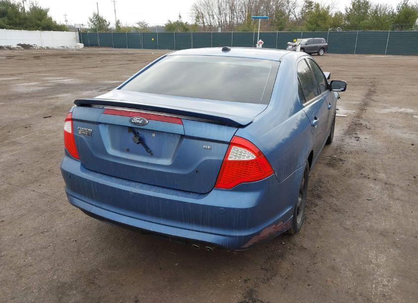Photo 4 of 2010 Ford Fusion SE (VIN 3FAHP0HA3AR198754)