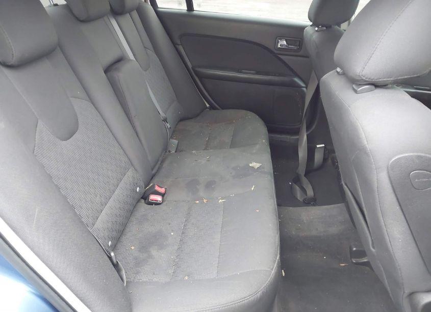 Photo 8 of 2010 Ford Fusion SE (VIN 3FAHP0HA3AR198754)