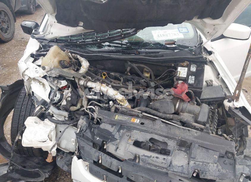 Photo 10 of 2010 Ford Fusion SE (VIN 3FAHP0HA3AR243983)