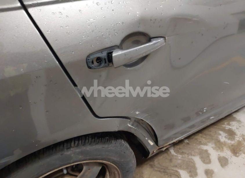 Photo 12 of 2010 Ford Fusion SE (VIN 3FAHP0HA3AR267913)