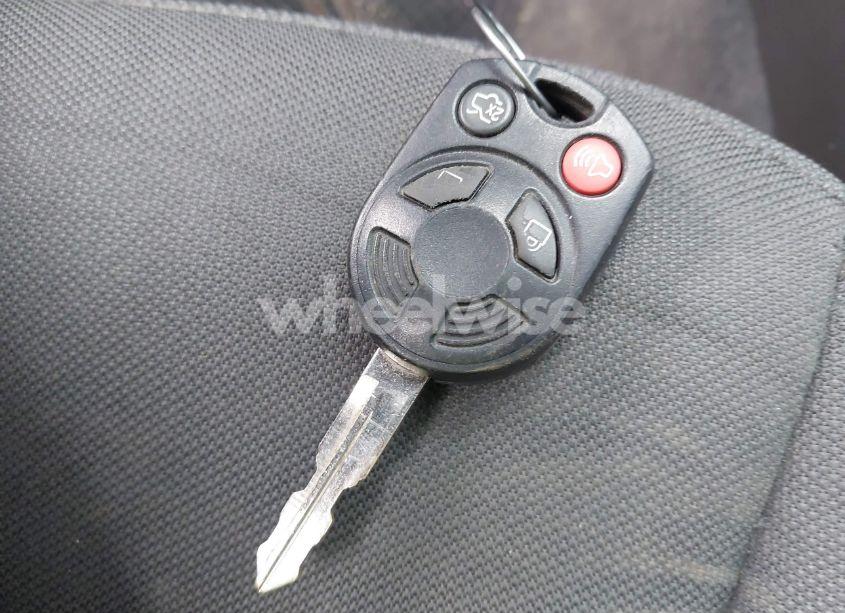 Photo 11 of 2010 Ford Fusion SE (VIN 3FAHP0HA3AR295047)