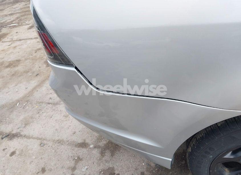 Photo 17 of 2010 Ford Fusion SE (VIN 3FAHP0HA3AR295047)