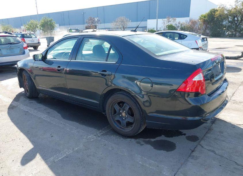 Photo 3 of 2010 Ford Fusion SE (VIN 3FAHP0HA3AR295470)