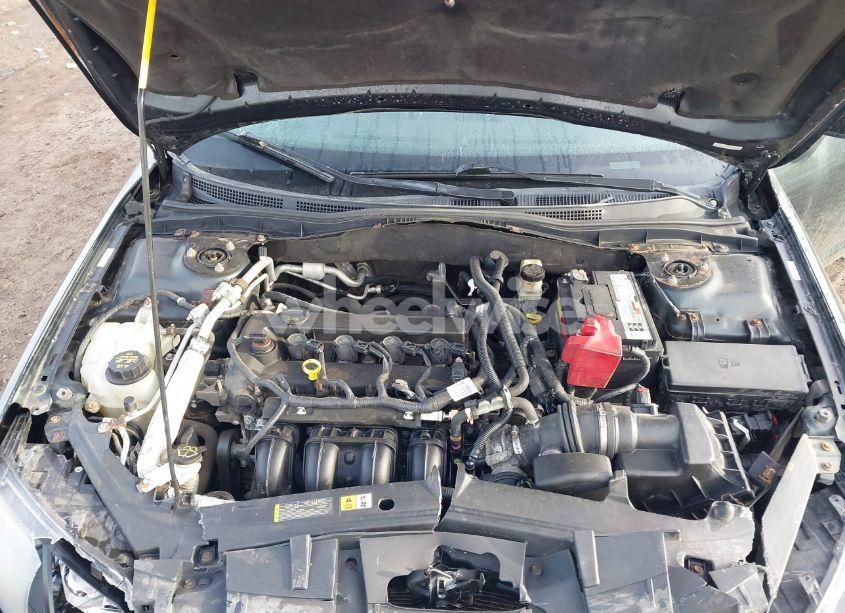 Photo 10 of 2010 Ford Fusion SE (VIN 3FAHP0HA3AR309562)