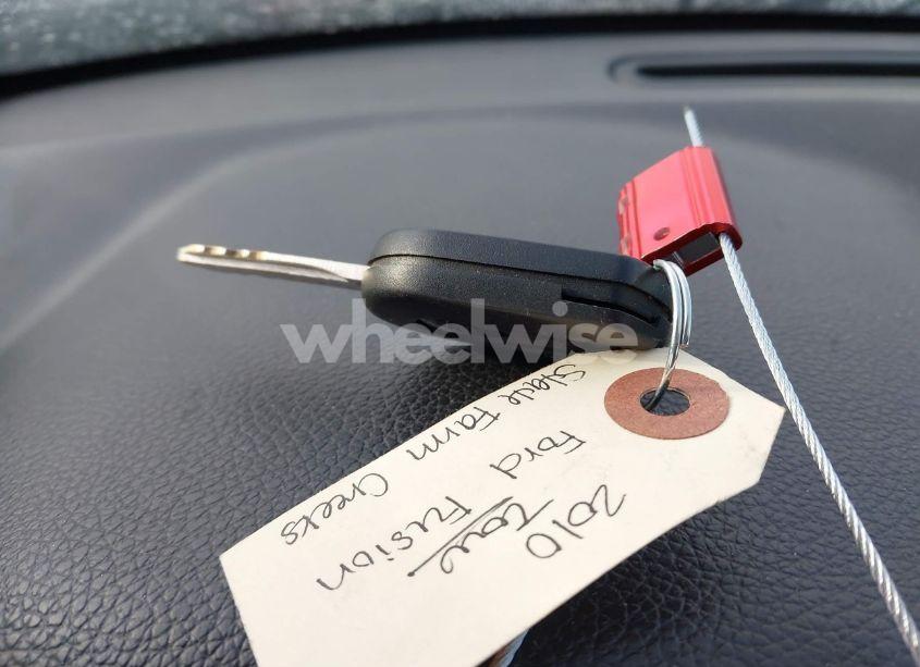 Photo 11 of 2010 Ford Fusion SE (VIN 3FAHP0HA3AR309562)