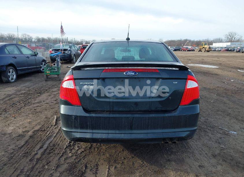 Photo 16 of 2010 Ford Fusion SE (VIN 3FAHP0HA3AR309562)