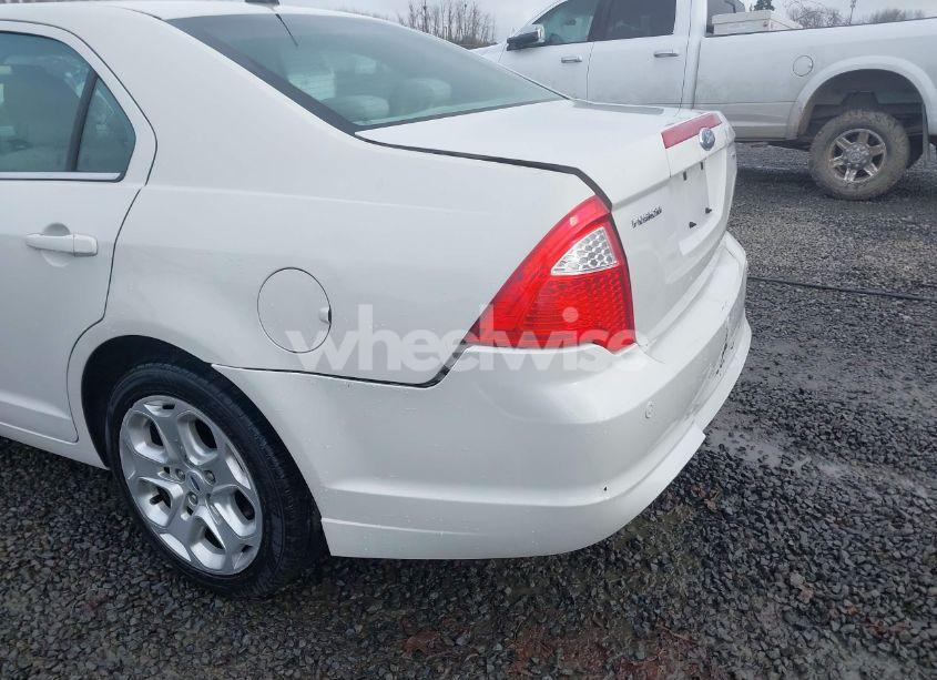 Photo 18 of 2010 Ford Fusion SE (VIN 3FAHP0HA3AR377487)