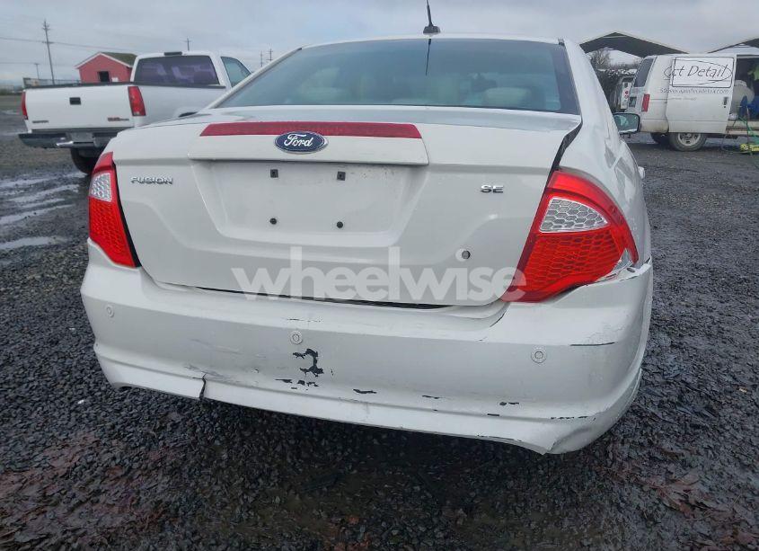 Photo 6 of 2010 Ford Fusion SE (VIN 3FAHP0HA3AR377487)