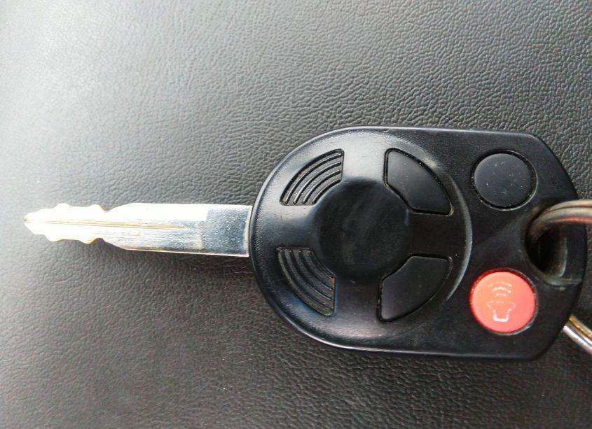 Photo 11 of 2010 Ford Fusion SE (VIN 3FAHP0HA3AR385153)