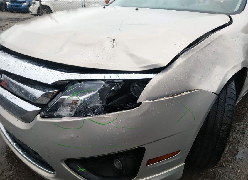 Photo 6 of 2010 Ford Fusion SE (VIN 3FAHP0HA3AR385153)