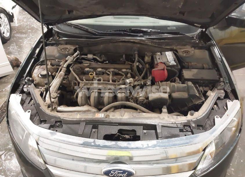 Photo 10 of 2010 Ford Fusion SE (VIN 3FAHP0HA3AR418250)