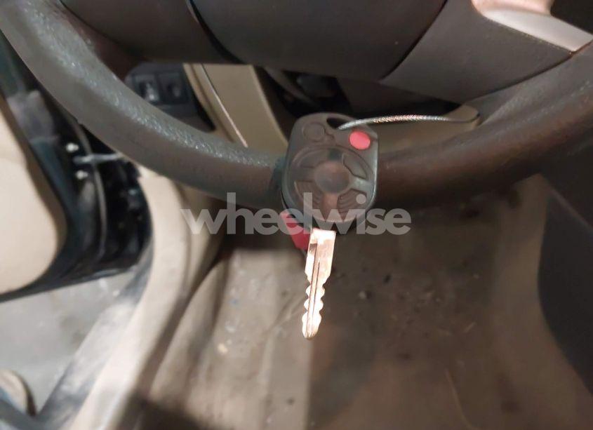 Photo 11 of 2010 Ford Fusion SE (VIN 3FAHP0HA3AR418250)