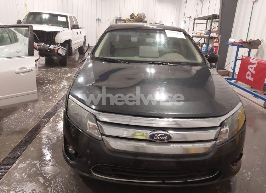 Photo 13 of 2010 Ford Fusion SE (VIN 3FAHP0HA3AR418250)