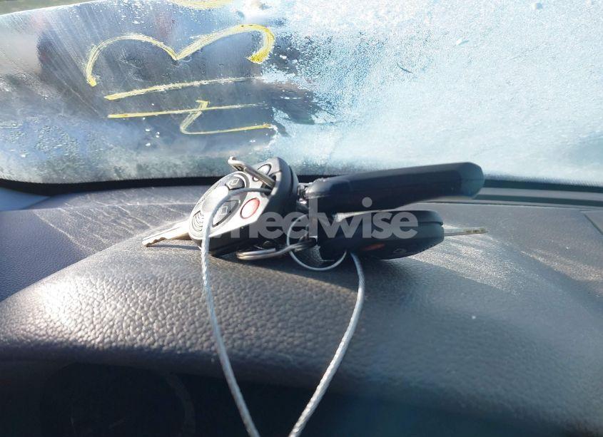 Photo 11 of 2010 Ford Fusion SE (VIN 3FAHP0HA3AR421763)