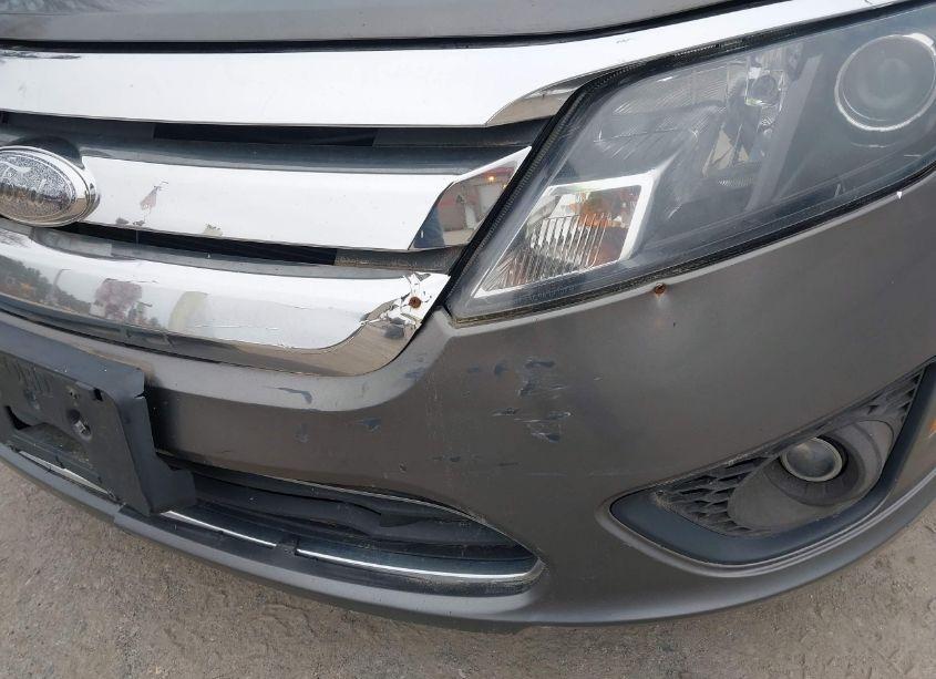 Photo 6 of 2011 Ford Fusion SE (VIN 3FAHP0HA3BR109718)