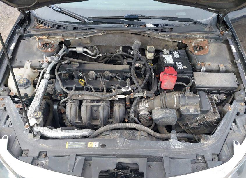 Photo 10 of 2011 Ford Fusion SE (VIN 3FAHP0HA3BR113056)