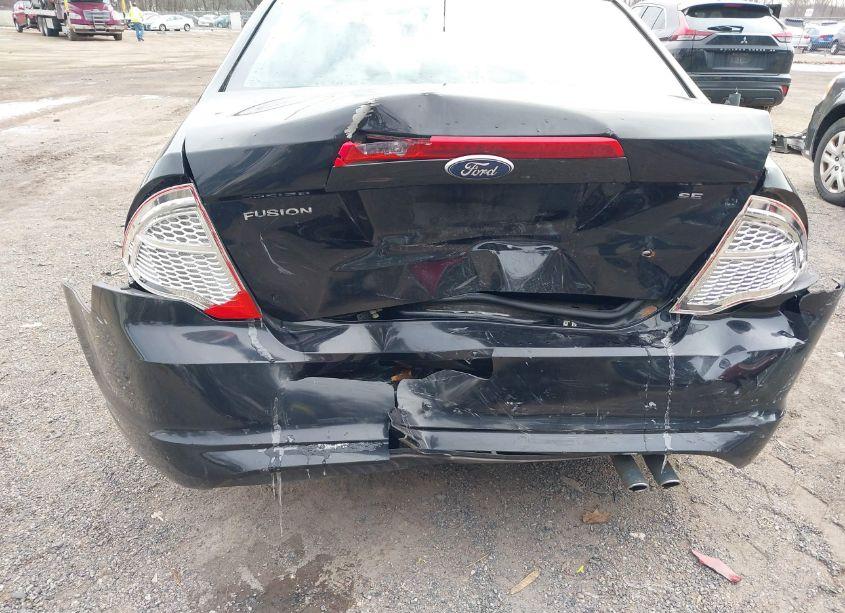 Photo 6 of 2011 Ford Fusion SE (VIN 3FAHP0HA3BR113056)