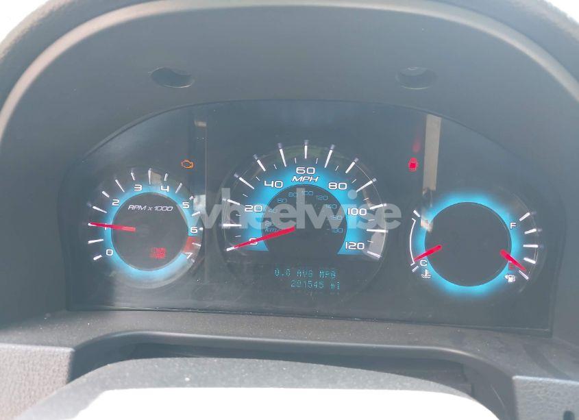 Photo 7 of 2011 Ford Fusion SE (VIN 3FAHP0HA3BR120055)