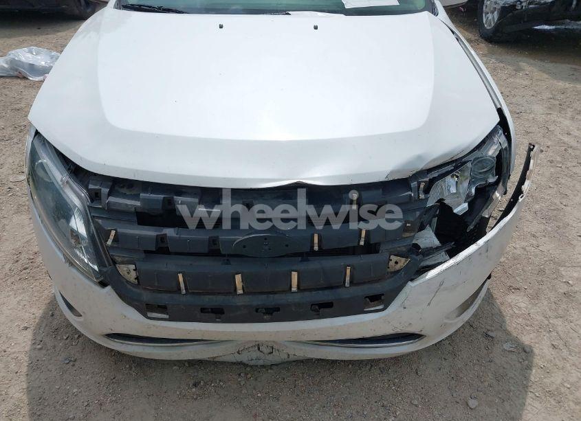 Photo 18 of 2011 Ford Fusion SE (VIN 3FAHP0HA3BR143075)