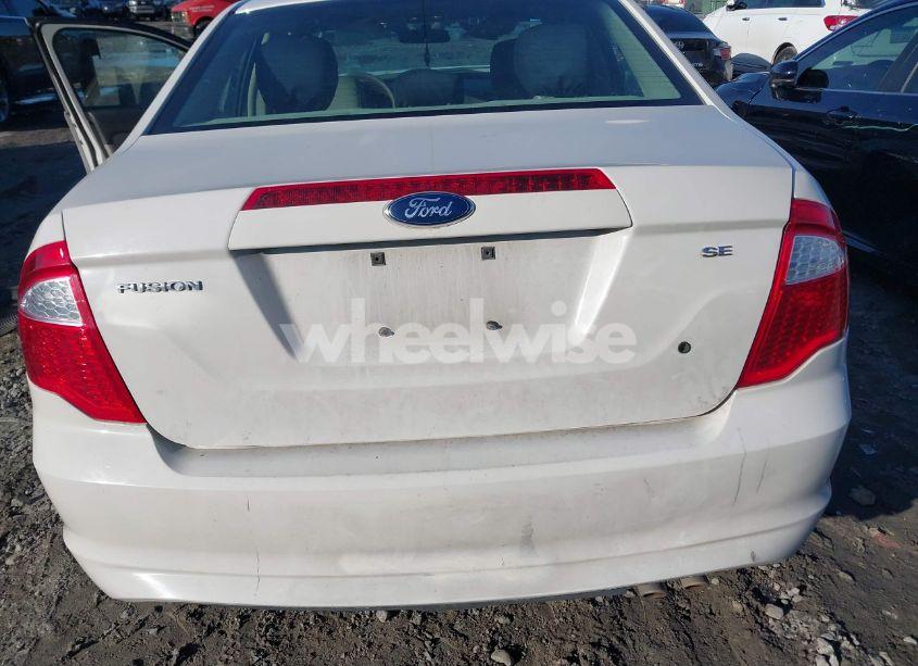 Photo 16 of 2011 Ford Fusion SE (VIN 3FAHP0HA3BR147112)
